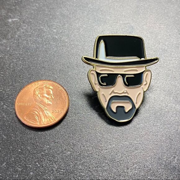 Walter Breaking Bad Enamel Pin/ Brooch - Picture 3 of 5